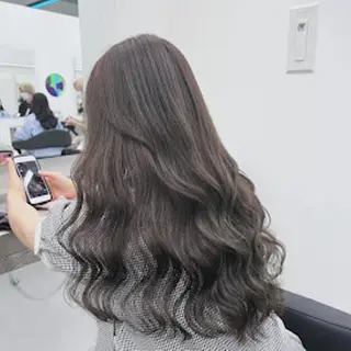 カラー 🪞THEATER 表参道店🩰のヘアスタイル