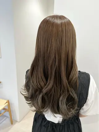 ロング 越後 遥/ 透明感カラー🪞🤍のヘアスタイル