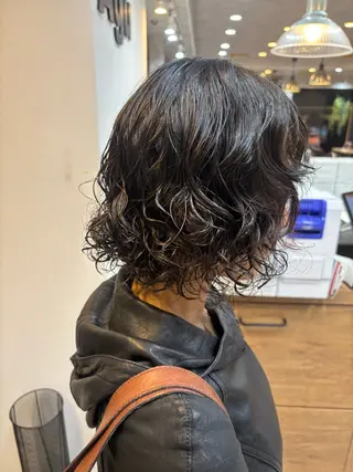 ミディアム ヒグチ ハルナのヘアスタイル