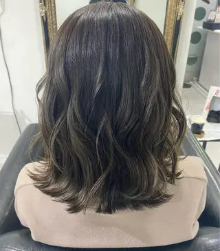 ミディアム 川村 涼介のヘアスタイル