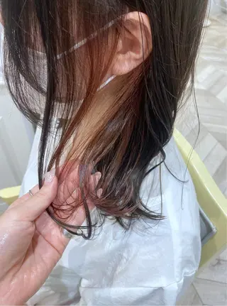 ミディアム カラー 小顔レイヤー/ ベージュ🤍Rieのヘアスタイル