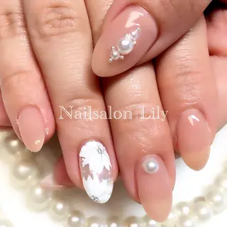 ネイル Lily*nail 🌻Mii🌻のネイルデザイン