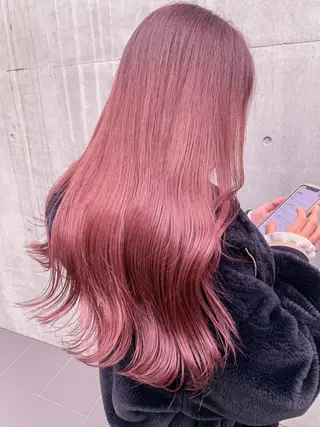 ロング カラー ヘアアレンジ yuka .のヘアスタイル