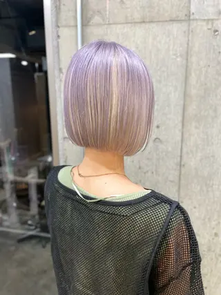 ショート カラー ⭐ハイトーンブリーチ ミルクティーピンクのヘアスタイル