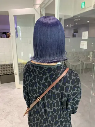 ショート カラー Over hair_ misakiのヘアスタイル