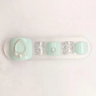 ネイル 丹羽 絵梨花のネイルデザイン