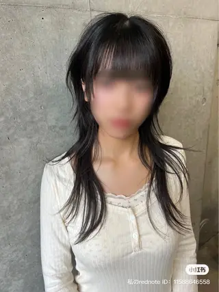 ロング 韓国リアルハッシュ レイヤーカットのヘアスタイル