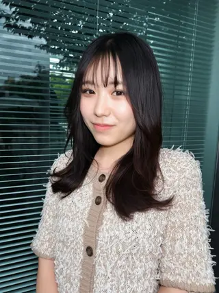 セミロング qpula クプラのヘアスタイル