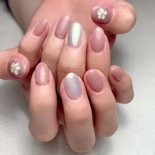 ネイル かおる KAORUのネイルデザイン