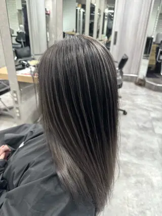 カラー Nao/ 大宮/レイヤーカットのヘアスタイル