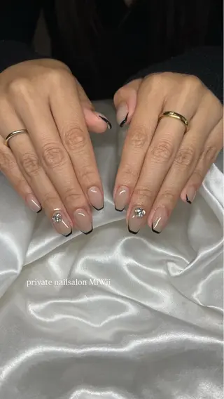 ネイル 𝐧𝐚𝐢𝐥 𝐌𝐢𝐖𝐢𝐢のネイルデザイン