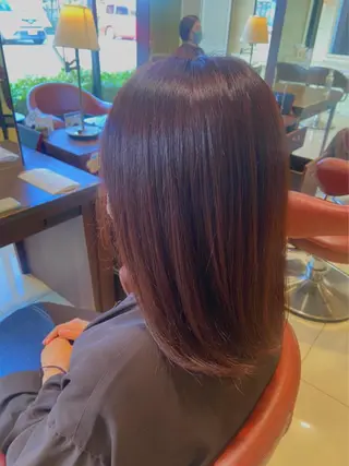 セミロング カワサキ ヒナコのヘアスタイル