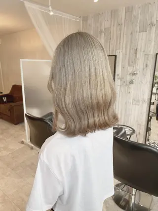 ミディアム カラー ムラ修正.ブリーチ エクステ🤍アミルのヘアスタイル