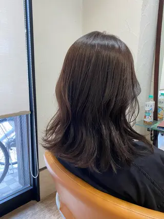 ミディアム カラー サプリームヘア 飯田みち瑠のヘアスタイル
