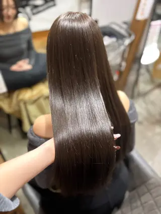 ロング 𝐚𝐲𝐚𝐧𝐚 艶カラー.⋆𝜗𝜚のヘアスタイル
