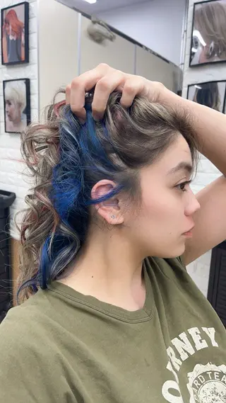 ミディアム カラー Japuska ジャプスカのヘアスタイル
