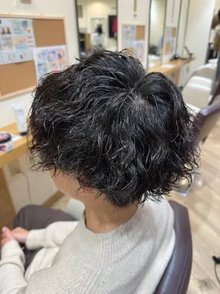 パーマ メンズ 玉木 雄也のヘアスタイル