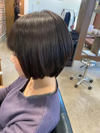 ショート パーマ 沖田 舞衣のヘアスタイル
