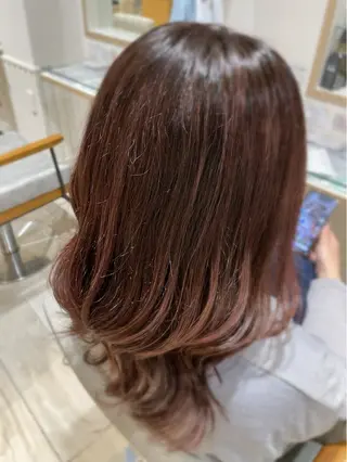 ロング カラー 大川 夏実のヘアスタイル
