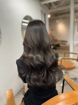 カラー 川村 菜々のヘアスタイル