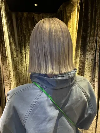 ショート カラー 山本 雅由のヘアスタイル