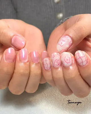 ネイル tsumeya ゆるかわ手描きネイルのネイルデザイン