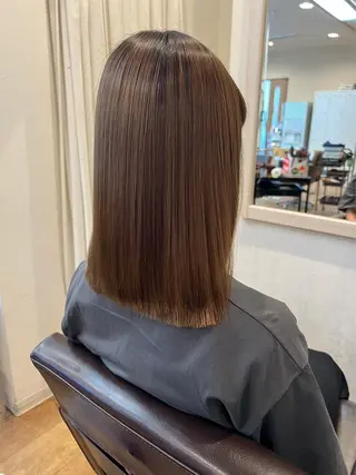 ミディアム newi +uta* りさのヘアスタイル