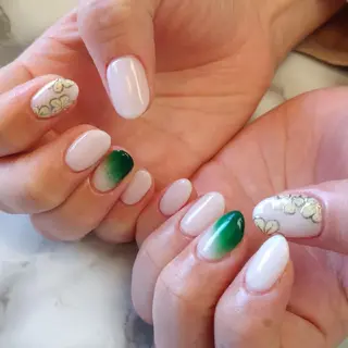 ネイル ジェヌインネイル 河内のネイルデザイン