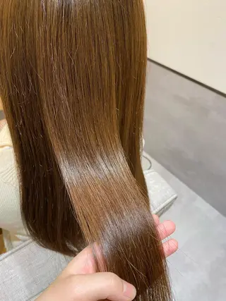 セミロング カラー やまぐち あやみのヘアスタイル