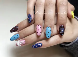 ネイル venus nail所属・venus nail チップ長さ出し専門店のネイルデザイン