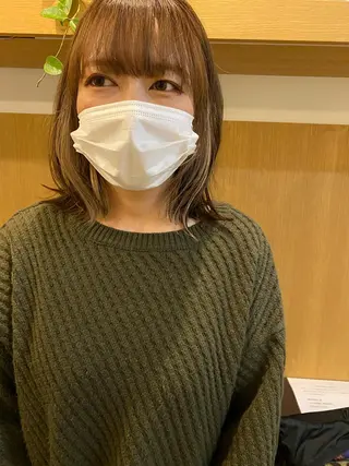 ミディアム en-te:堀 恵里那のヘアスタイル