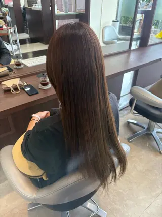 カラー レイヤー×垢抜け/ ハイトーン/朝倉友香のヘアスタイル