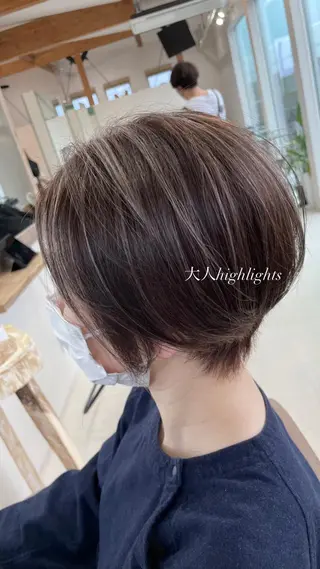 ショート カラー 鈴木 妃帆未のヘアスタイル
