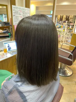 カラー ショートボブカット /堀内波玲のヘアスタイル