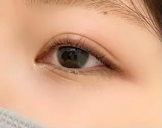 メンズ マツエク・マツパ irieアイリー 鈴木紀美の眉毛・アイブロウイメージ