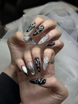 ネイル Iconic Nailのネイルデザイン