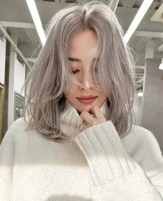 ミディアム 中道 晶のヘアスタイル