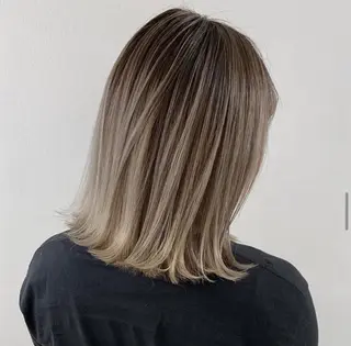 カラー BELO キエのヘアスタイル