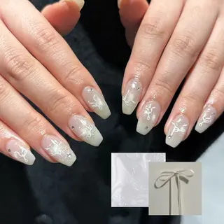 セミロング 星 みづきのネイルデザイン