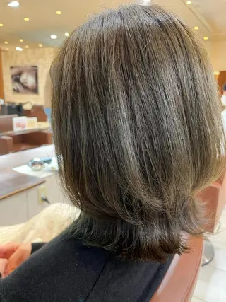 ミディアム カラー ハイトーンカラー🩵 耳ツボジュエリー👂のその他イメージ