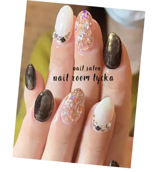 ネイル ﾈｲﾙﾙｰﾑﾘｯｶ 𝐦𝐚𝐲𝐮のネイルデザイン