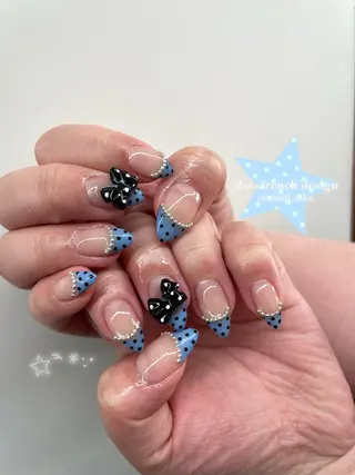 ネイル EmaNail🩰 Sakurakoのネイルデザイン