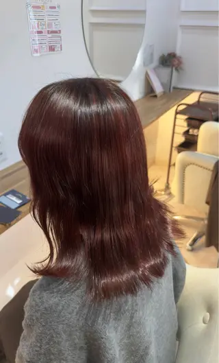 ミディアム カラー せいと/レイヤー/ ハイトーン/艶髪のヘアスタイル