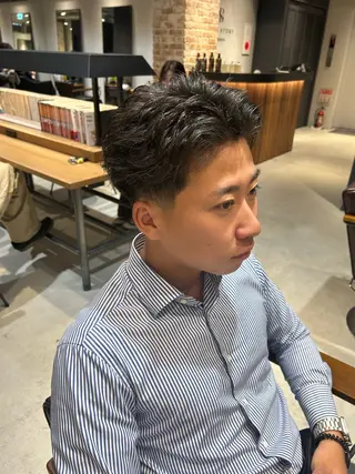 パーマ メンズ 安達 脩人のヘアスタイル