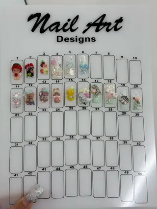 ネイル Noeme nail&eyebrow所属・Noeme. junoのネイルデザイン