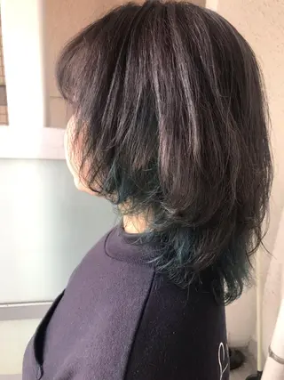 ミディアム 岩谷/ブリーチ 🪽透明感カラーのヘアスタイル