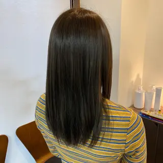 ロング カラー 堀内 七海のヘアスタイル