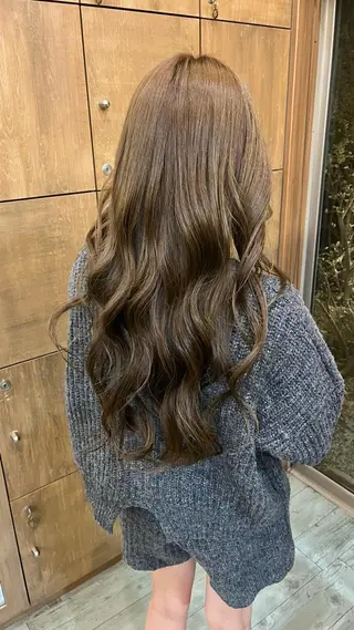 ロング カラー 栗林 姫花のヘアスタイル