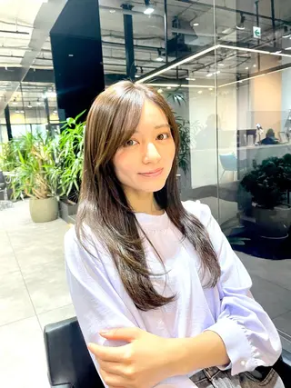 ロング 小田 桜のヘアスタイル