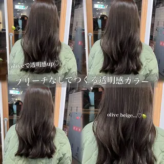 ロング ブリーチなしカラー /ベージュカラーのヘアスタイル
